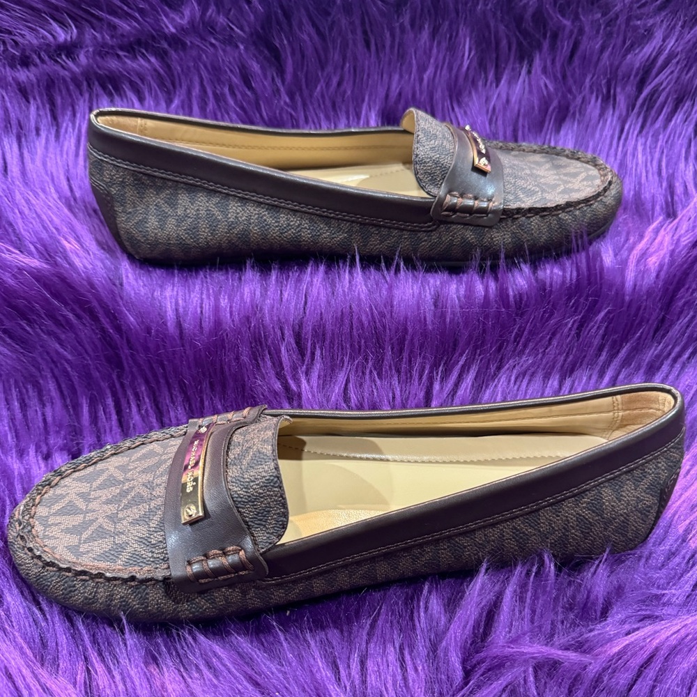 Michael Kors Brown Shoes Women Tan Loafers Flats MK Logo Moccasins